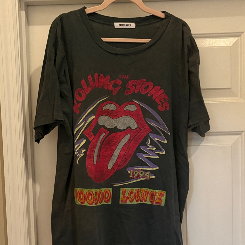 Daydreamer Rolling Stones Graphic Tee in Dark Green
